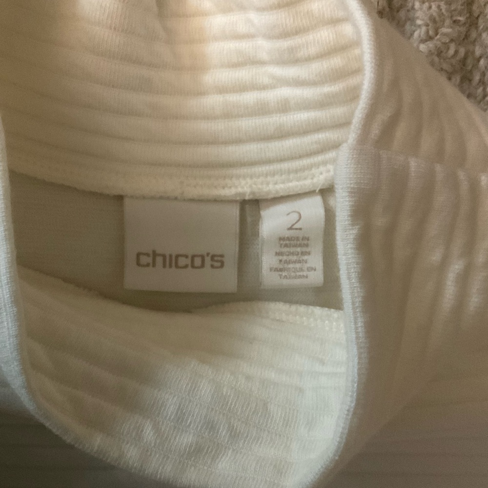 Chico’s size 2 ivory tunic